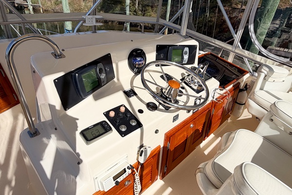 GONE GIRL 36ft Pacemaker Yacht For Sale