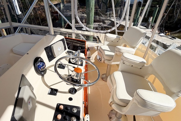 GONE GIRL 36ft Pacemaker Yacht For Sale