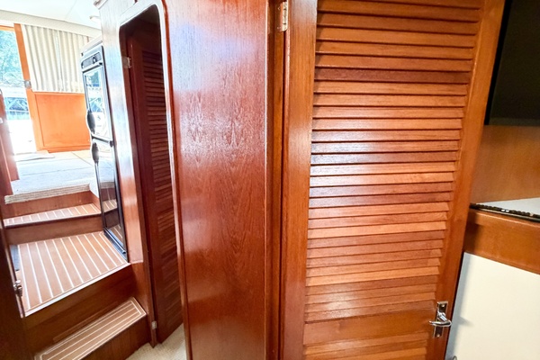 GONE GIRL 36ft Pacemaker Yacht For Sale