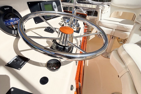 GONE GIRL 36ft Pacemaker Yacht For Sale