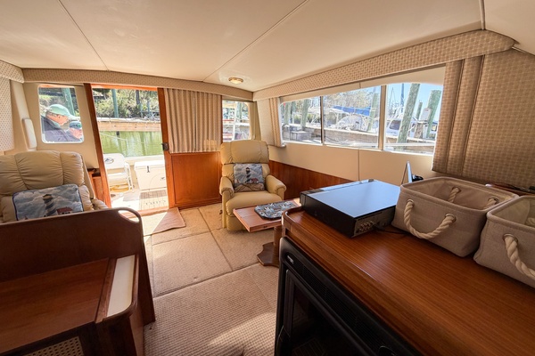 GONE GIRL 36ft Pacemaker Yacht For Sale