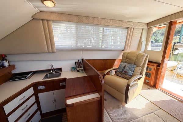 GONE GIRL 36ft Pacemaker Yacht For Sale