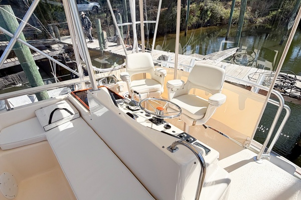GONE GIRL 36ft Pacemaker Yacht For Sale