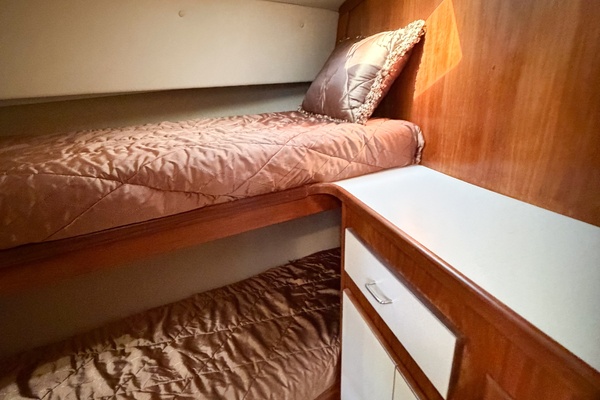 GONE GIRL 36ft Pacemaker Yacht For Sale