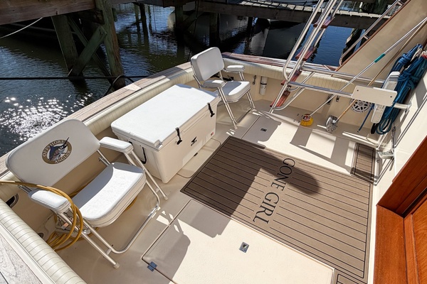 GONE GIRL 36ft Pacemaker Yacht For Sale