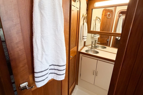 GONE GIRL 36ft Pacemaker Yacht For Sale