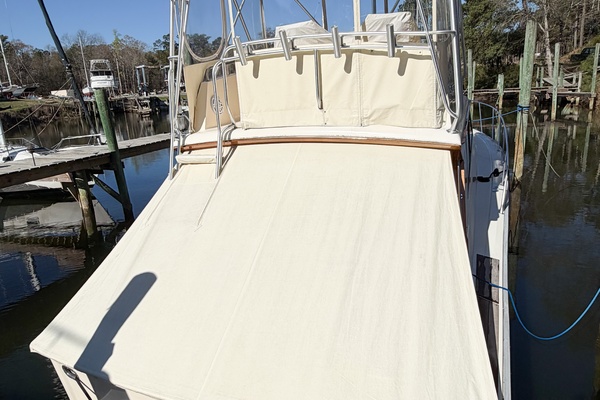 GONE GIRL 36ft Pacemaker Yacht For Sale