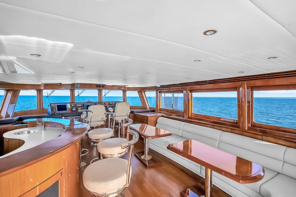 Mentorship IV 82ft Jefferson Yacht For Sale