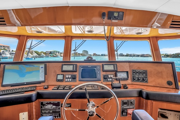 Mentorship IV 82ft Jefferson Yacht For Sale