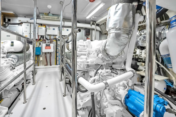 Mentorship IV 82ft Jefferson Yacht For Sale