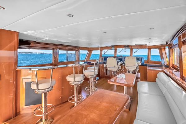 Mentorship IV 82ft Jefferson Yacht For Sale