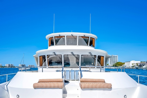 Mentorship IV 82ft Jefferson Yacht For Sale