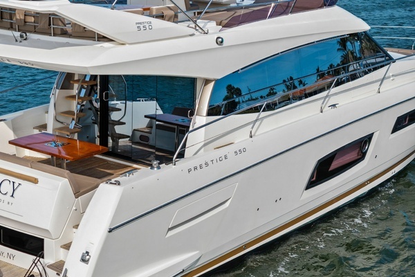 2015 Prestige 55