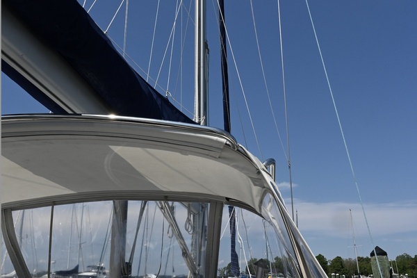 Lucia 40ft Catalina Yacht For Sale