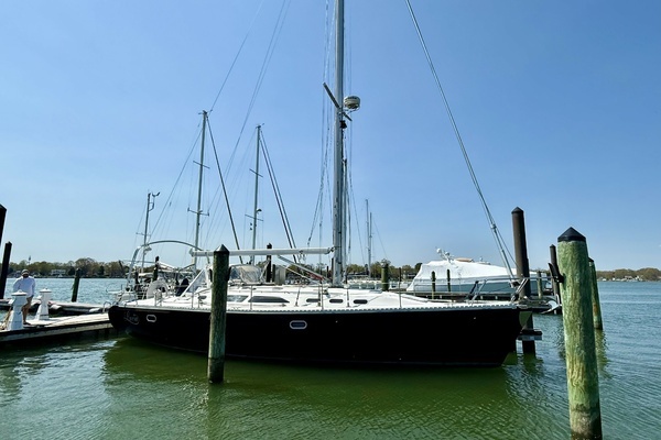 Photo of the 2002 Catalina  "Lucia"