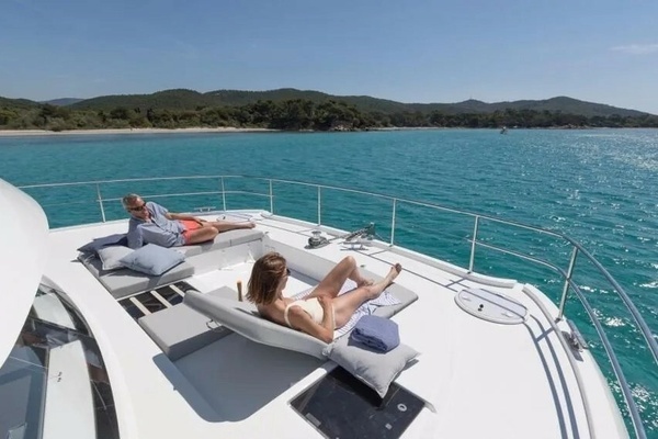 2018 Fountaine Pajot 44