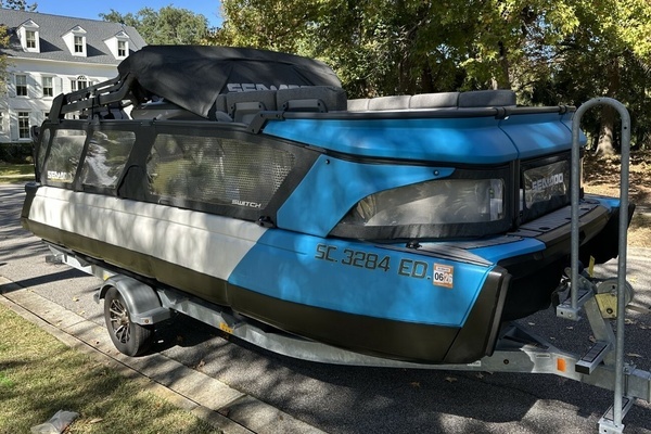 Photo of the 2023 Bombardier BRP Queretaro 45PU