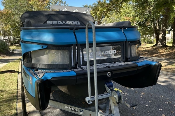 21ft Bombardier Yacht For Sale