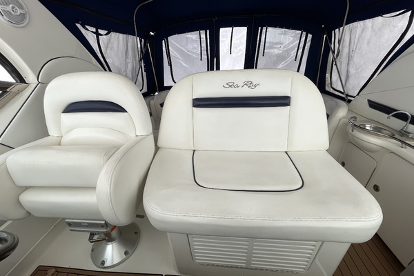 39ft Sea Ray Yacht For Sale