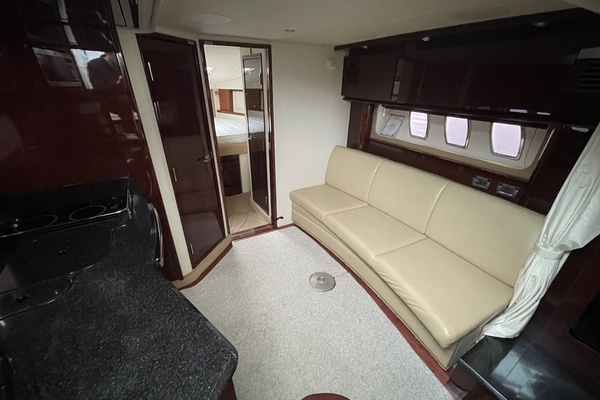 39ft Sea Ray Yacht For Sale