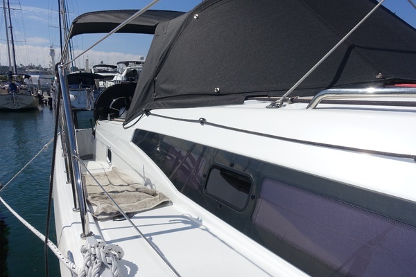 Jeanneau 380 PERFORMANCE Yacht For Sale