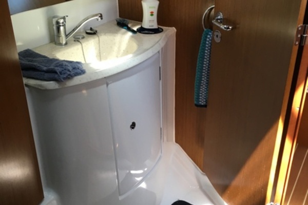 42ft Jeanneau Yacht For Sale