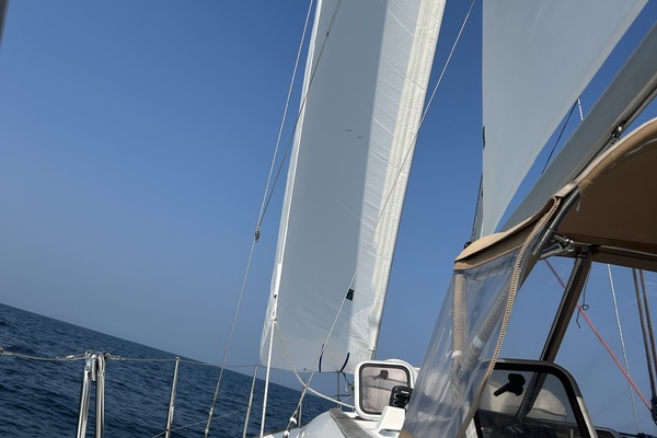 42ft Jeanneau Yacht For Sale