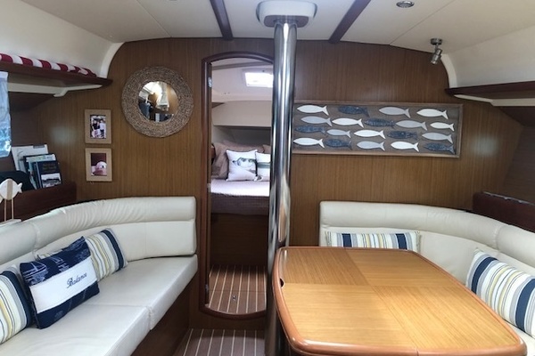 42ft Jeanneau Yacht For Sale
