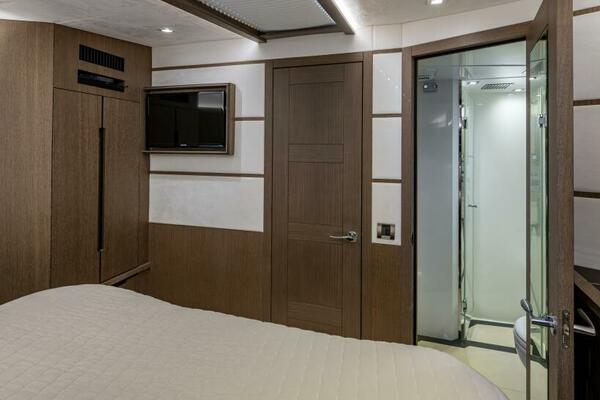 55ft Galeon Yacht For Sale