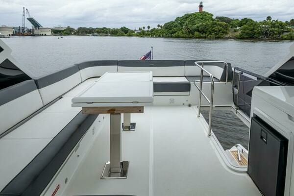 Galeon 550 Fly Yacht For Sale