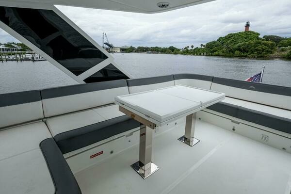 Galeon 550 Fly Yacht For Sale