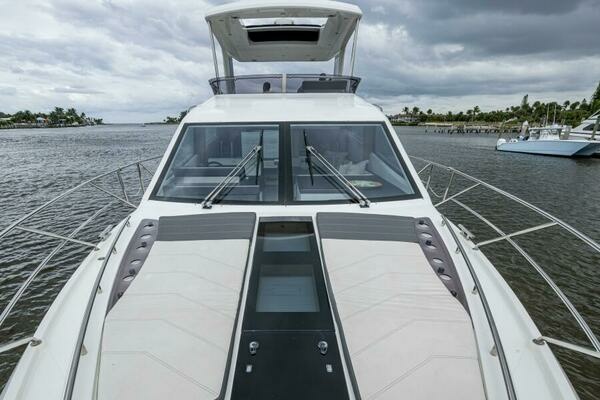 Galeon 550 Fly Yacht For Sale