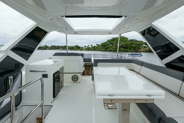 Galeon 550 Fly Yacht For Sale