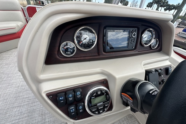 Big Red 24ft South Bay Yacht For Sale