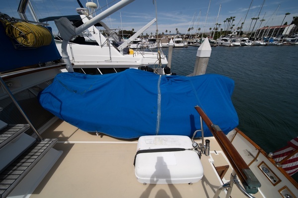 Grand Banks 47 motoryacht Yacht For Sale