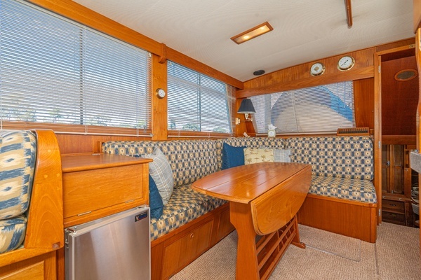 Grand Banks 47 motoryacht Yacht For Sale