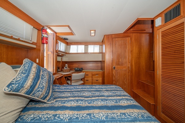 Grand Banks 47 motoryacht Yacht For Sale