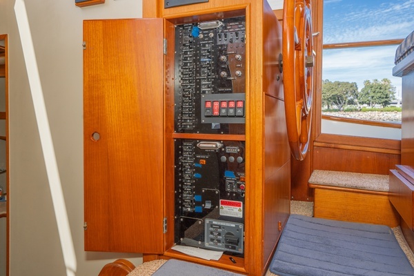 Grand Banks 47 motoryacht Yacht For Sale