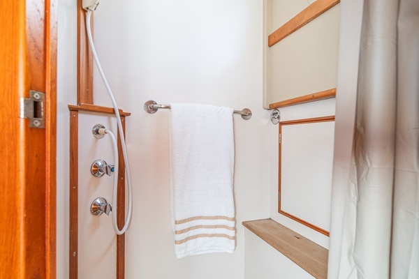 Grand Banks 47 motoryacht Yacht For Sale