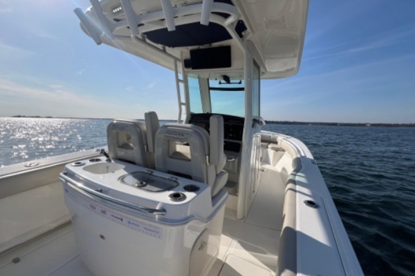 Photo of the 2016 Boston Whaler 280 Outrage