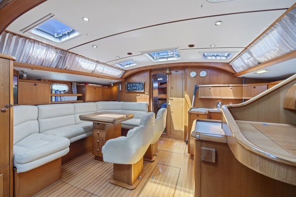 Jeanneau  Yacht For Sale