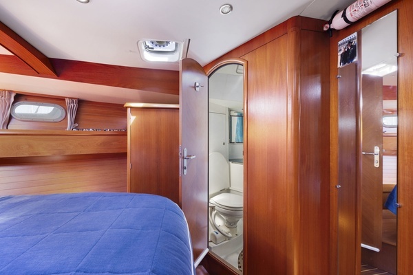 Jeanneau  Yacht For Sale