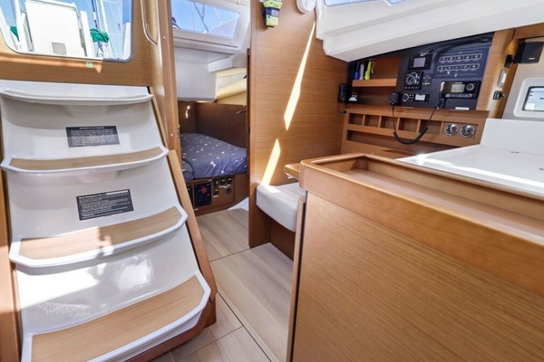 Perfect Timing 44ft Jeanneau Yacht For Sale