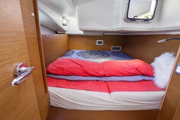 Jeanneau Sun Odyssey 440 Yacht For Sale