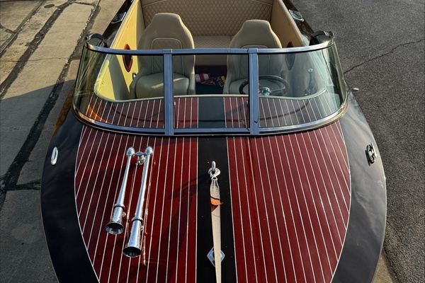 Kaboom 23ft Hacker Craft Yacht For Sale