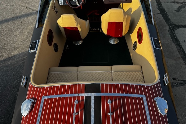 Kaboom 23ft Hacker Craft Yacht For Sale
