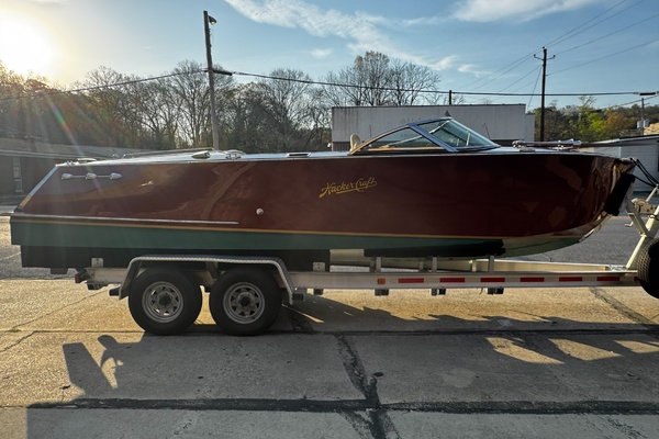 Kaboom 23ft Hacker Craft Yacht For Sale