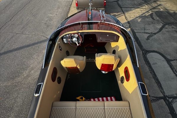 Kaboom 23ft Hacker Craft Yacht For Sale
