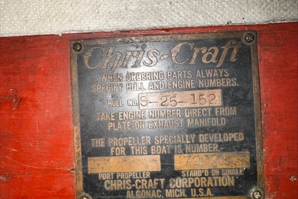 Old Timer 25ft Chris Craft Yacht For Sale