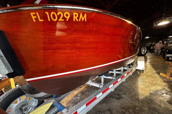 Old Timer 25ft Chris Craft Yacht For Sale
